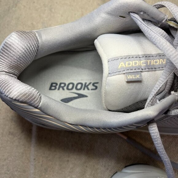 Brooks Woman's Grey Addiction Walker Suede Running Shoes Sz 10.5 - Picture 10 of 11